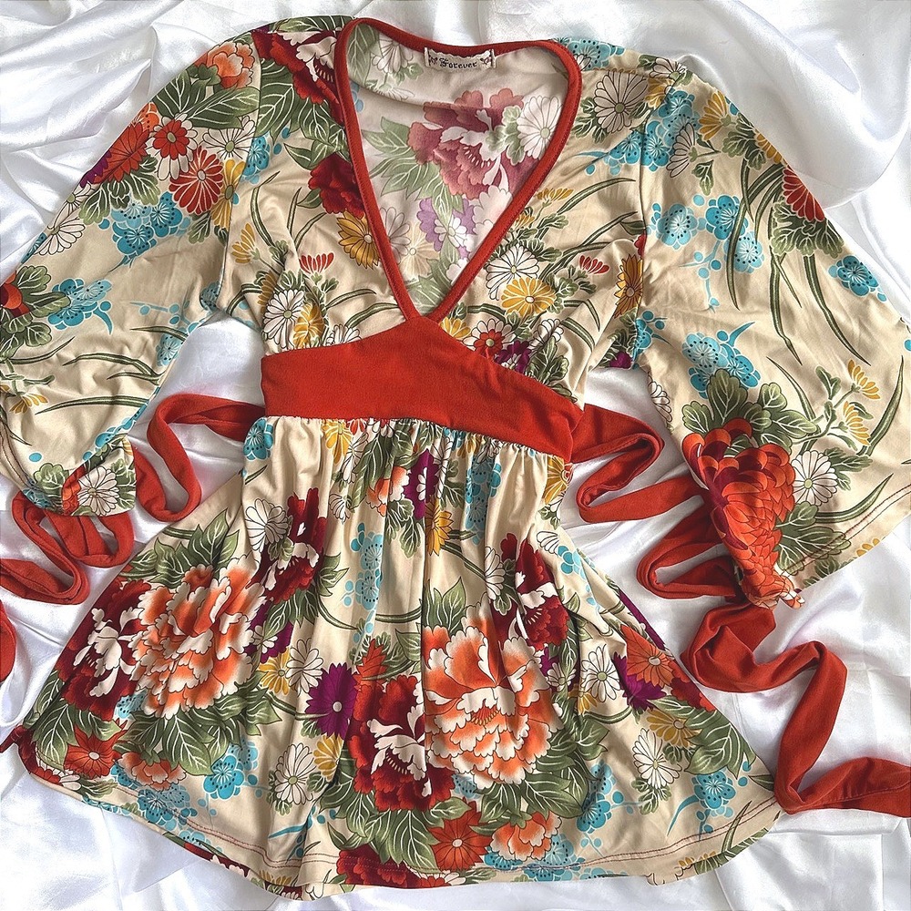 Forever 21 Floral Empire Waist Tunic Top V-Neck Bell Sleeve Boho Blouse Small